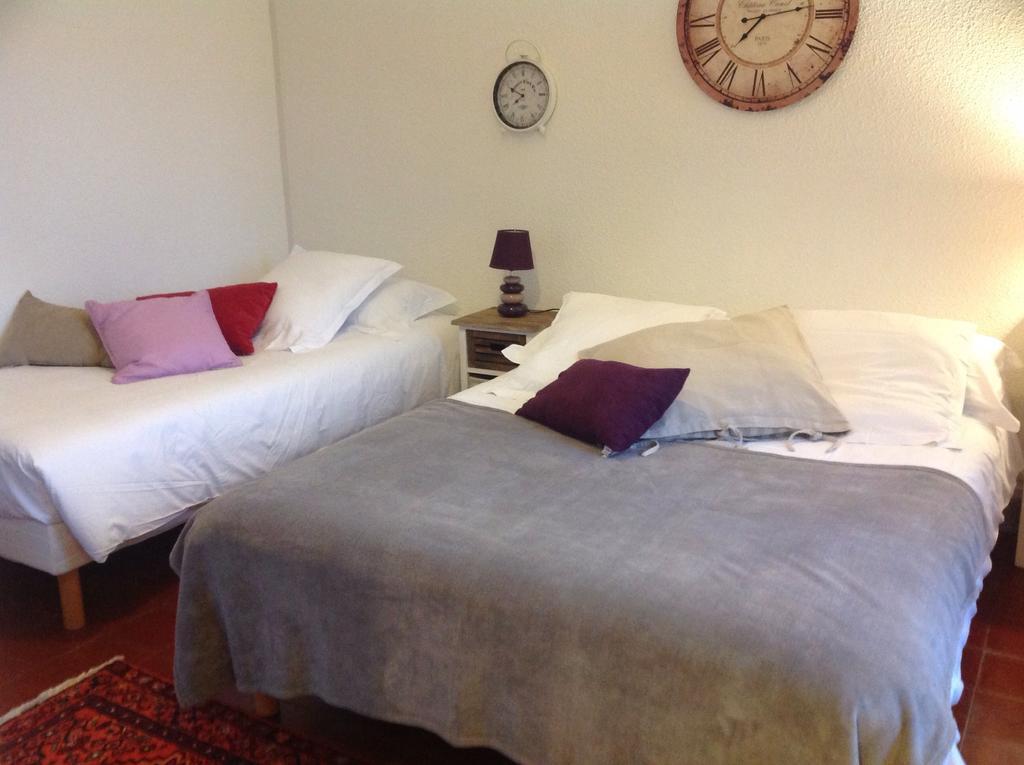 Hôtel Lou Paradou à Cagnes-sur-Mer Chambre photo